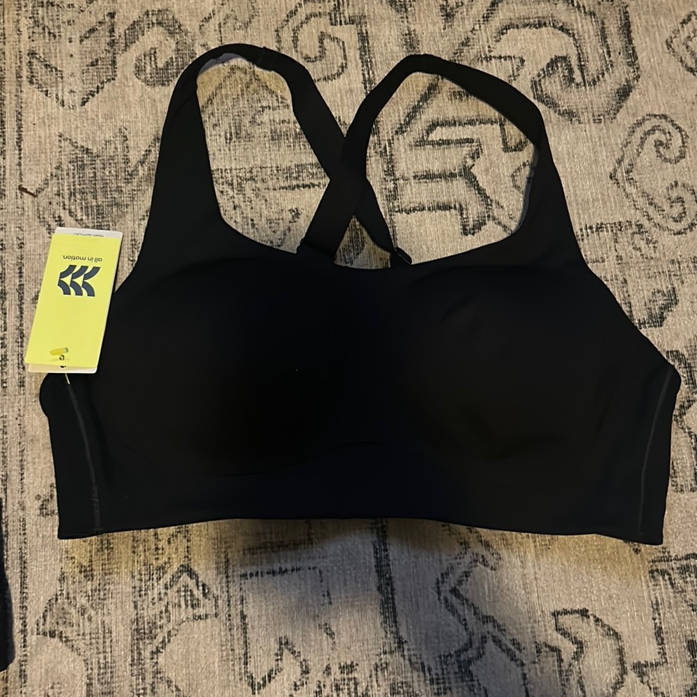 All in motion wireless high support sports bra